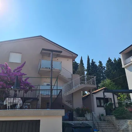 Apartment Apartman Pula